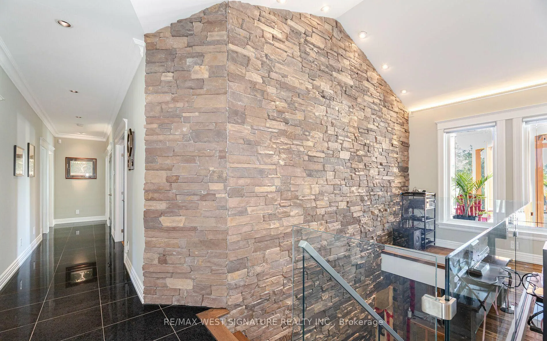 Photo 26 of 16070 Keele Street, King, Rural King — HOMEH