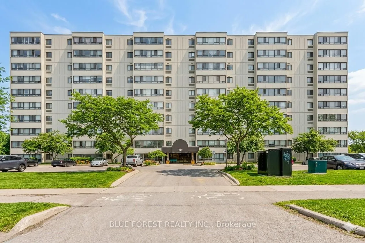 Front of Unit 608, 1600 Adelaide Street N