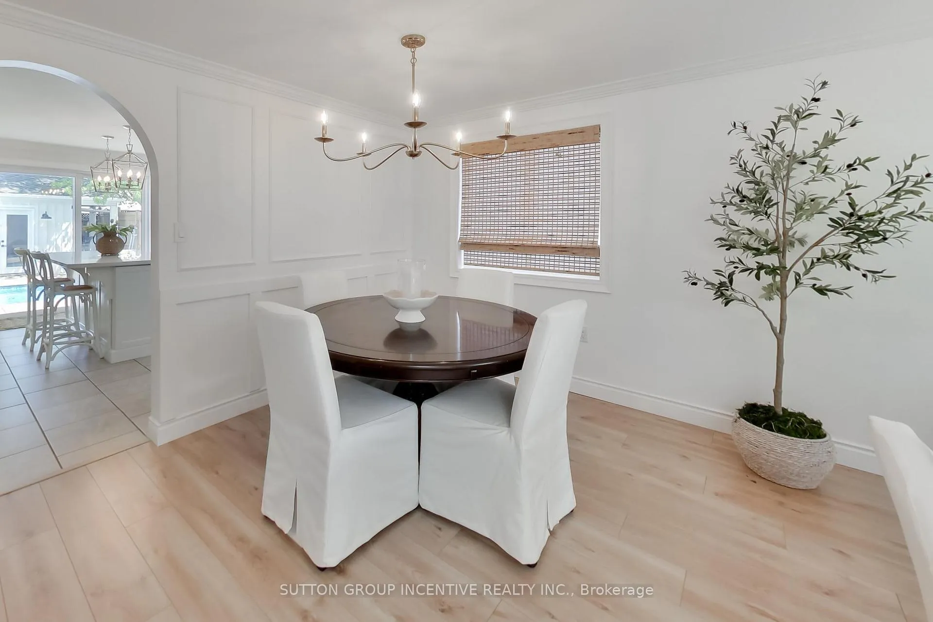 Photo 11 of 161 Columbia Road, Barrie, Holly — HOMEH