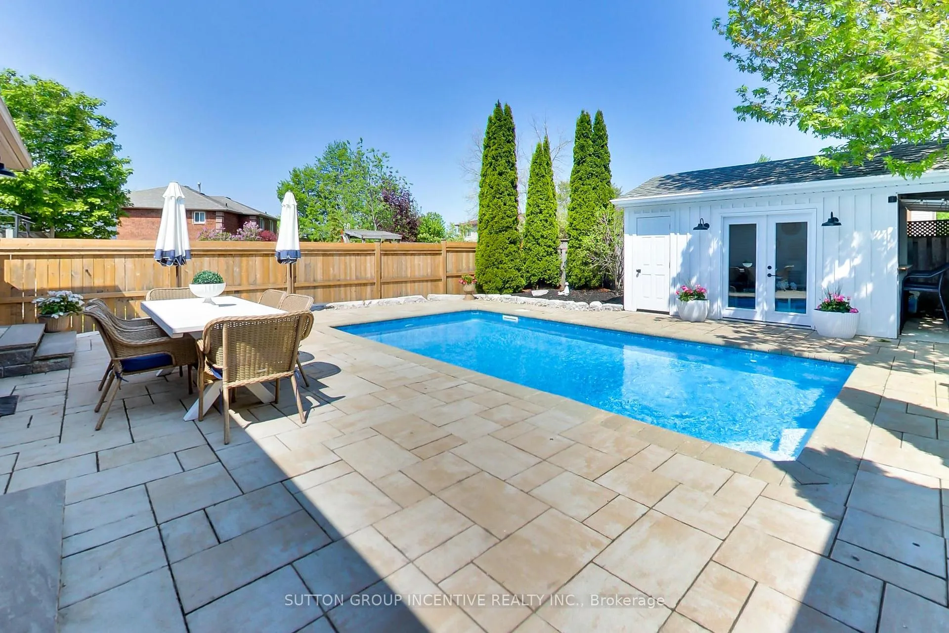 Photo 1 of 161 Columbia Road, Barrie, Holly — HOMEH