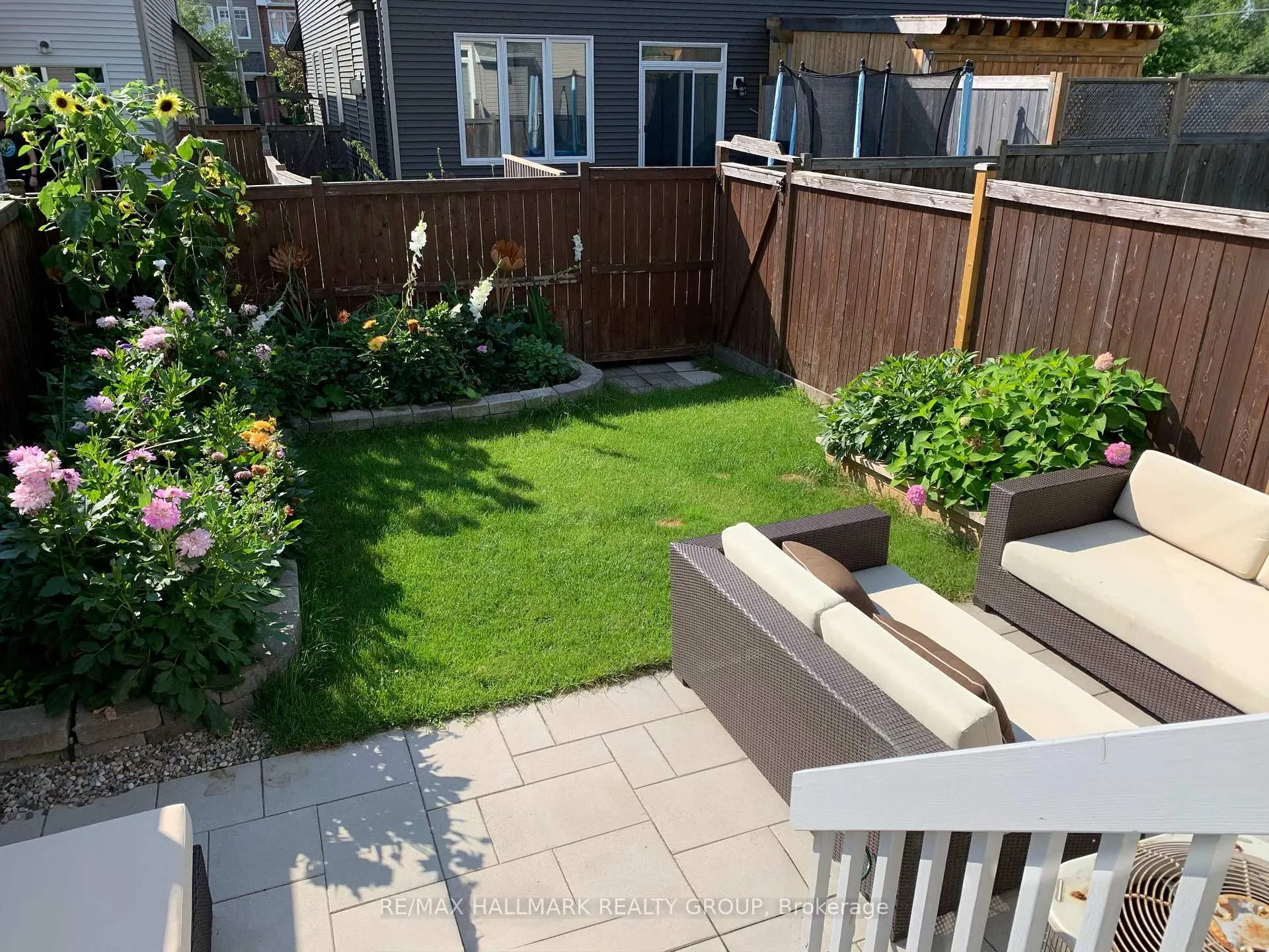 Photo 48 of 729 Hazelnut Crescent, Ottawa, Blossom Park/Kemp Park/Findlay Creek — HOMEH