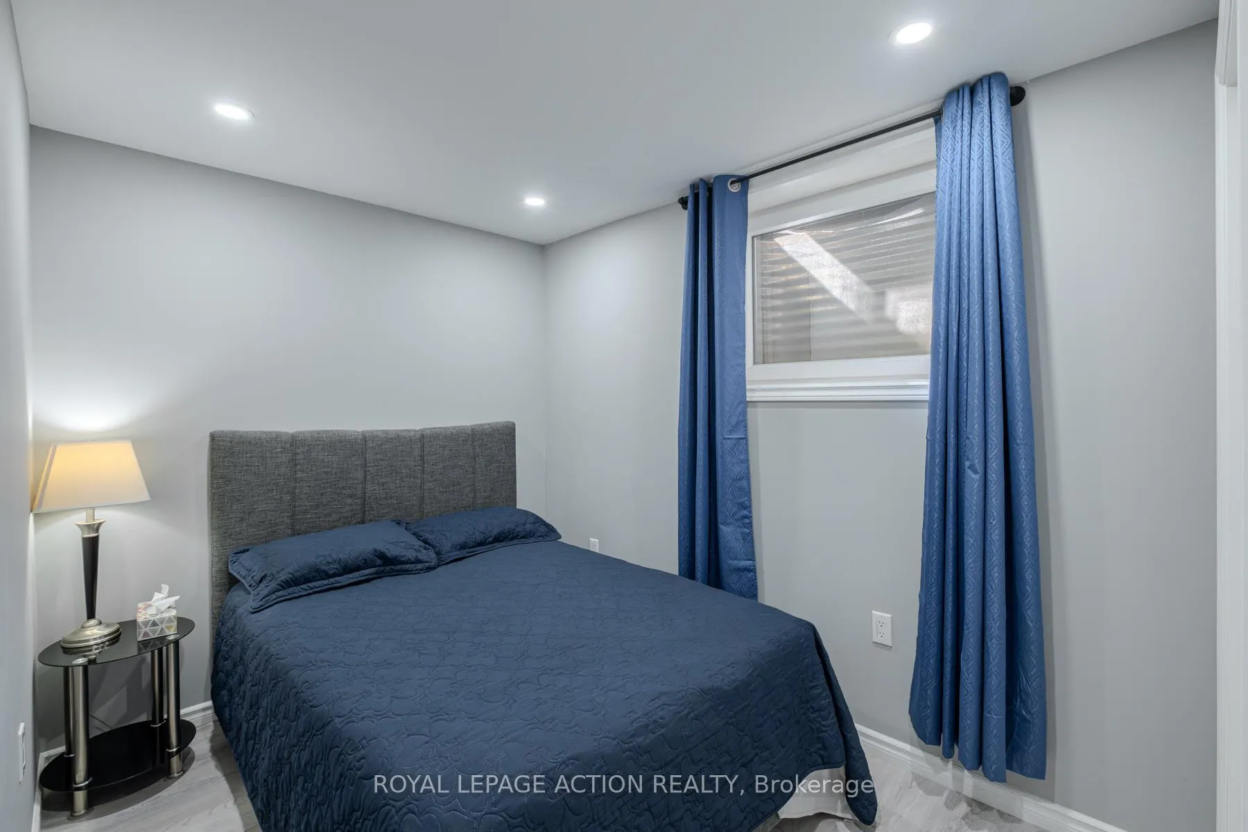 Photo 35 of 87 Grandville Circle, Brant, Paris — HOMEH