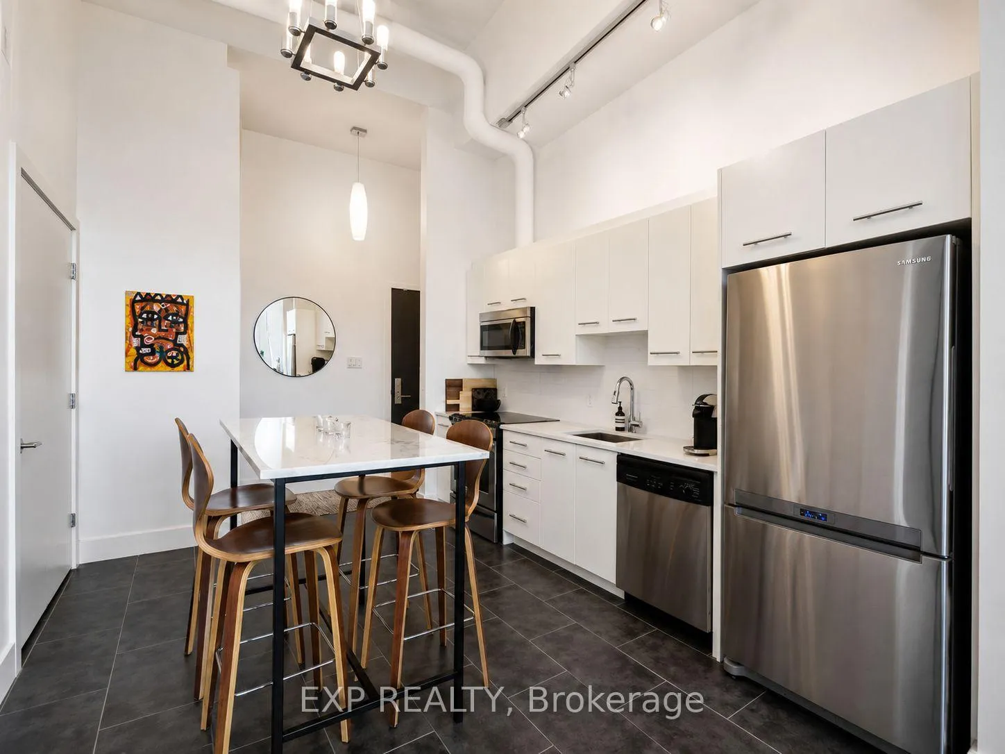 Photo 2 of Unit 209, 108 Third Avenue, Ottawa, Glebe — HOMEH