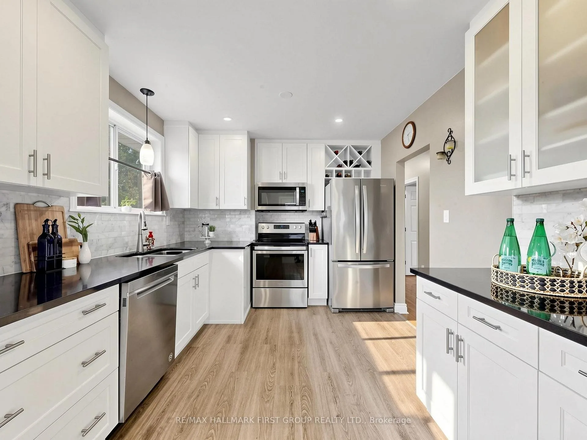 Photo 8 of 715 Lublin Avenue, Pickering, Bay Ridges — HOMEH