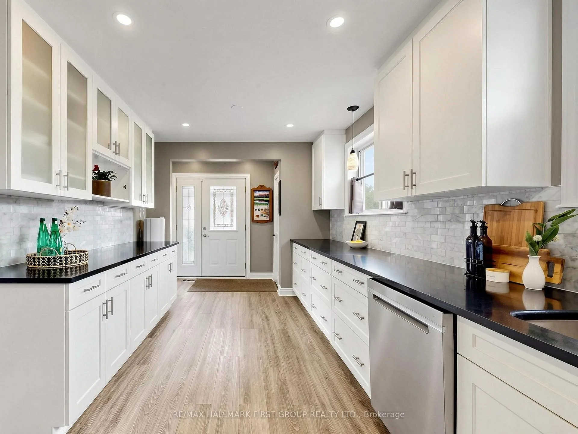 Photo 11 of 715 Lublin Avenue, Pickering, Bay Ridges — HOMEH