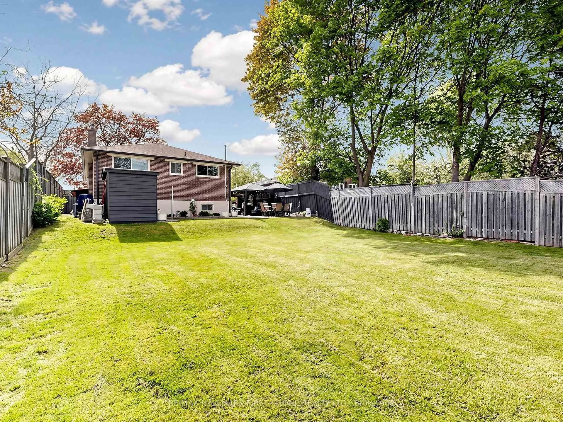 Photo 45 of 715 Lublin Avenue, Pickering, Bay Ridges — HOMEH
