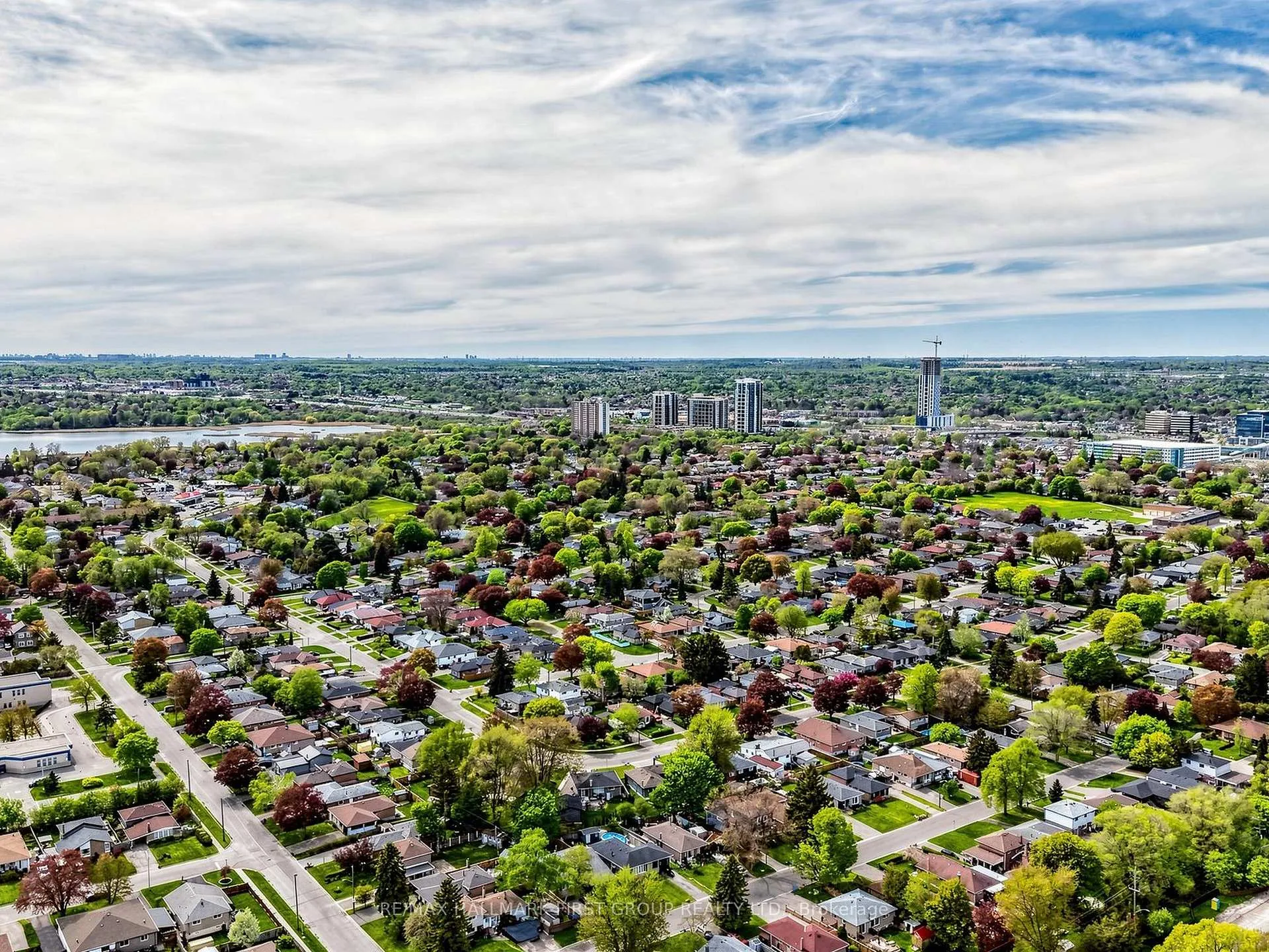 Photo 48 of 715 Lublin Avenue, Pickering, Bay Ridges — HOMEH