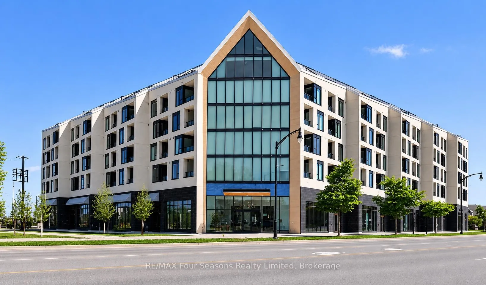 Photo 2 of Unit 406, 31 Huron Street, Collingwood — HOMEH