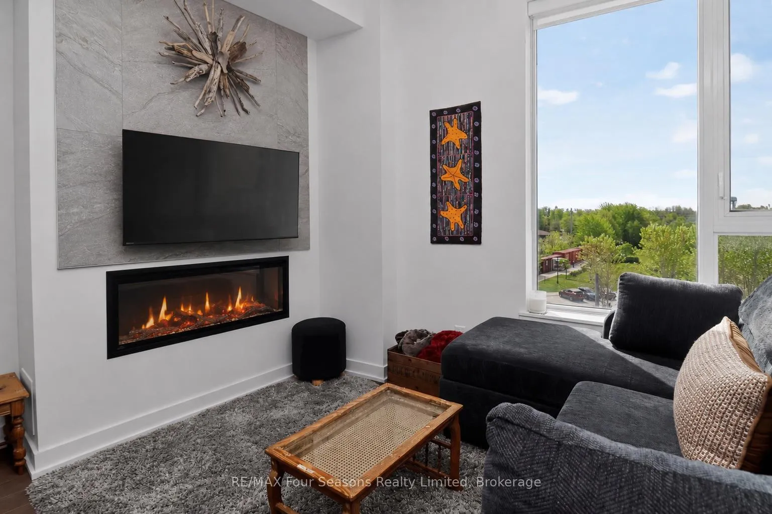 Photo 12 of Unit 406, 31 Huron Street, Collingwood — HOMEH