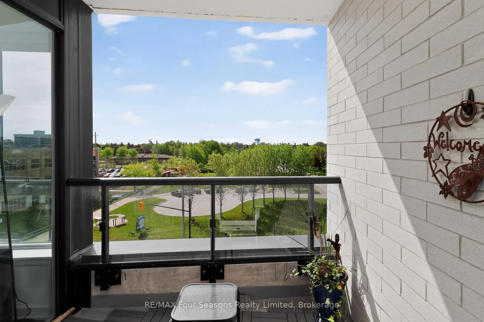 Photo 23 of Unit 406, 31 Huron Street, Collingwood — HOMEH