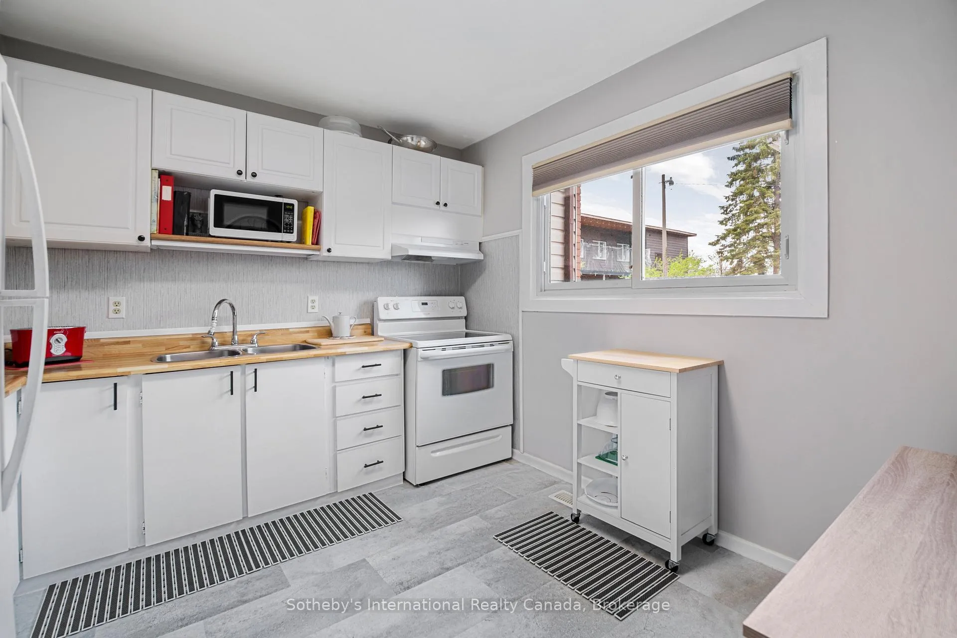 Photo 8 of Unit B3, 450 Lakeshore Drive, North Bay, Ferris — HOMEH