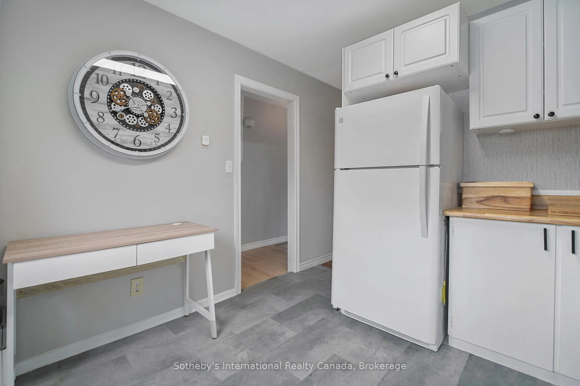 Photo 11 of Unit B3, 450 Lakeshore Drive, North Bay, Ferris — HOMEH