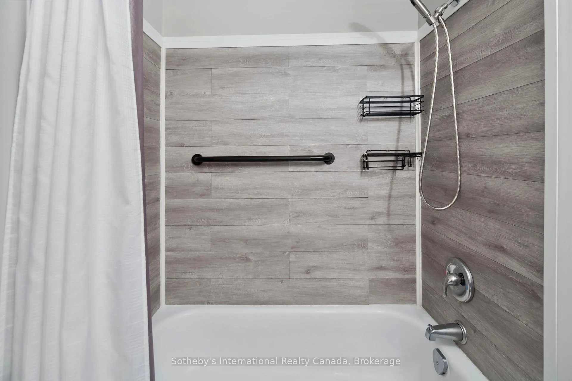 Photo 26 of Unit B3, 450 Lakeshore Drive, North Bay, Ferris — HOMEH