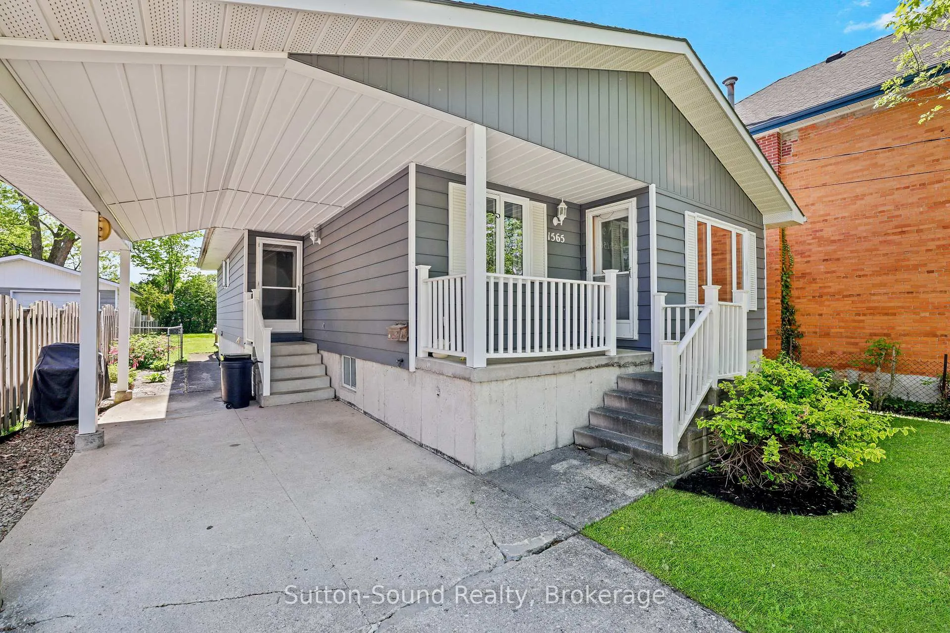 Photo 3 of 1565 7th Avenue E, Owen Sound — HOMEH
