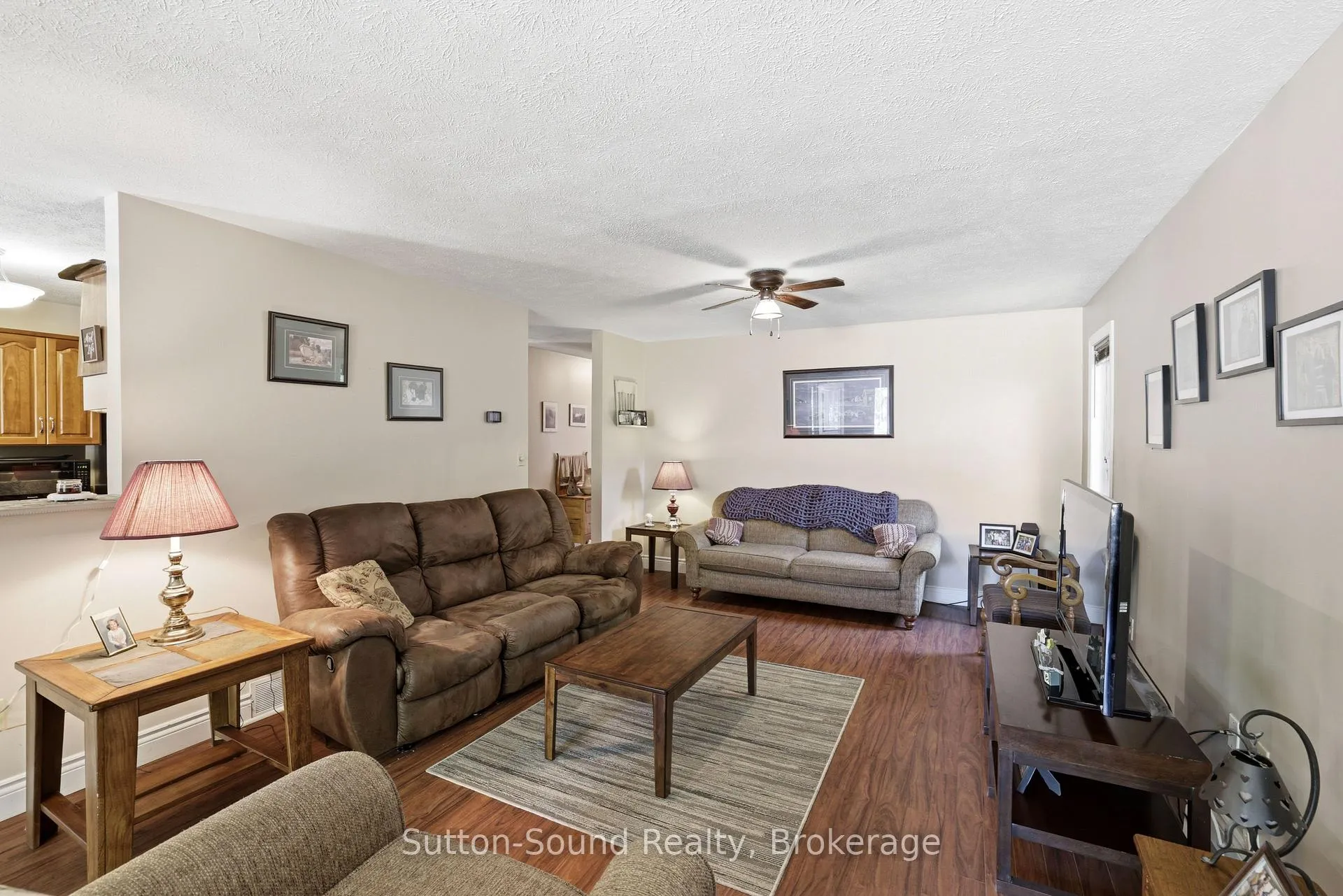 Photo 4 of 1565 7th Avenue E, Owen Sound — HOMEH