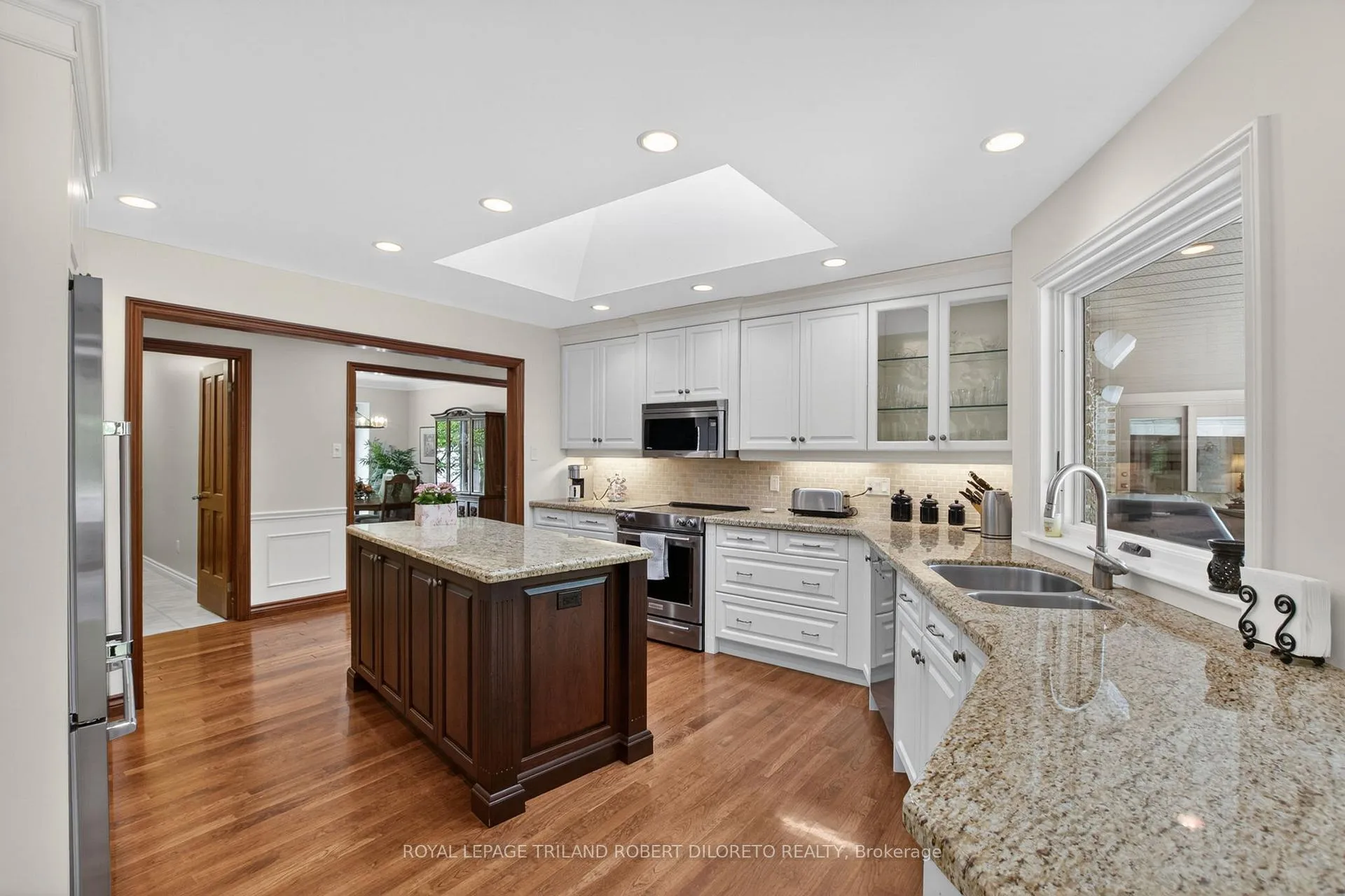 Photo 12 of 83 Conifer Place, London, South B — HOMEH