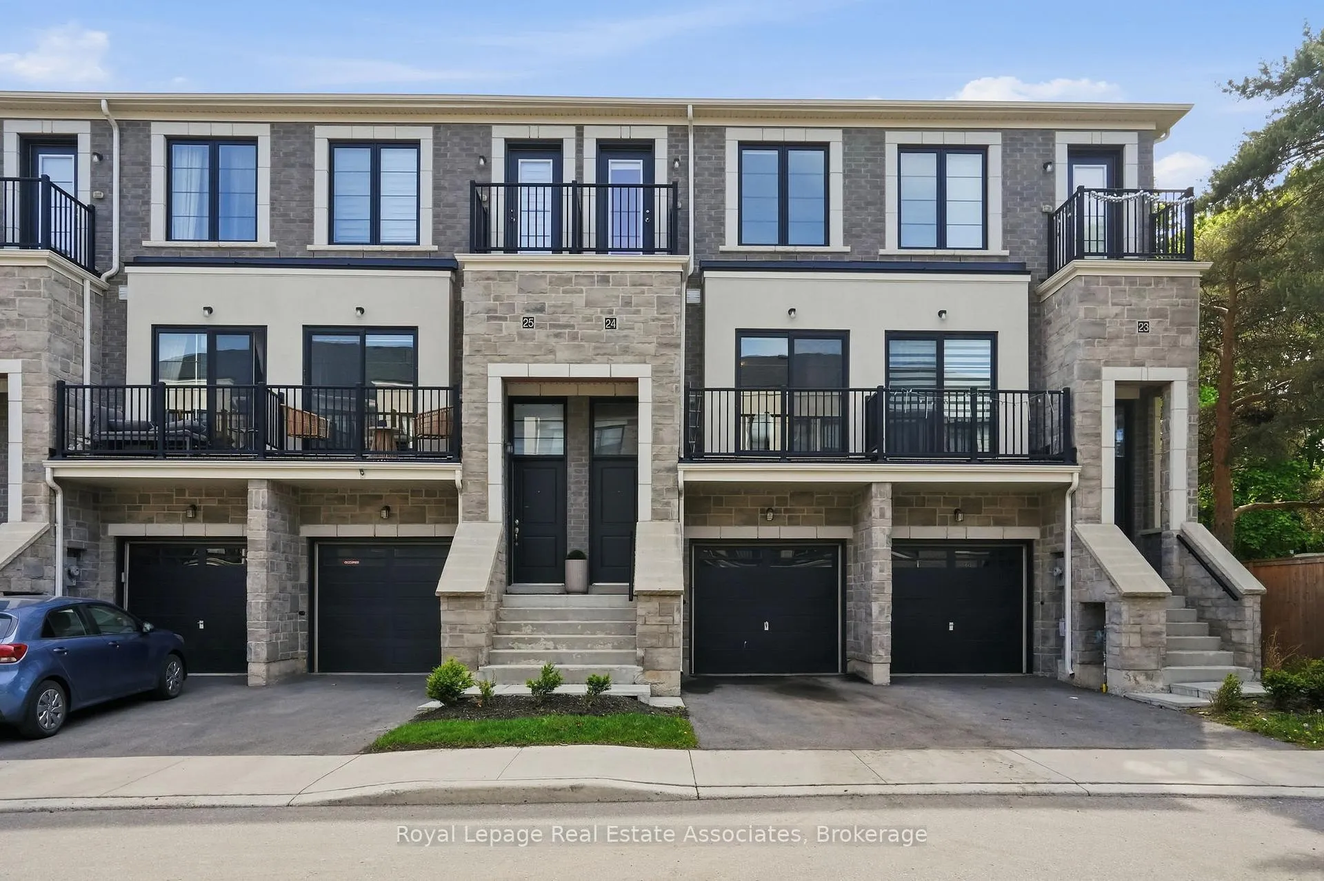 Photo 1 of Unit 24, 383 Dundas Street E, Hamilton, Waterdown — HOMEH