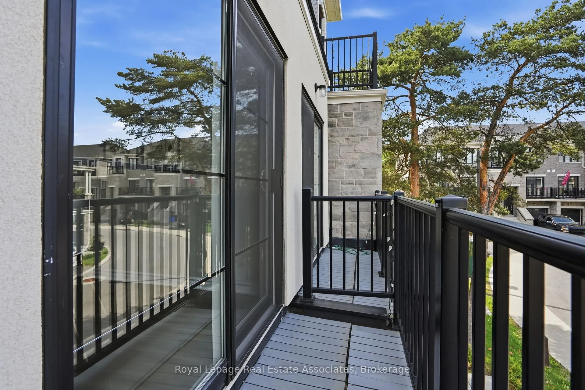 Photo 8 of Unit 24, 383 Dundas Street E, Hamilton, Waterdown — HOMEH