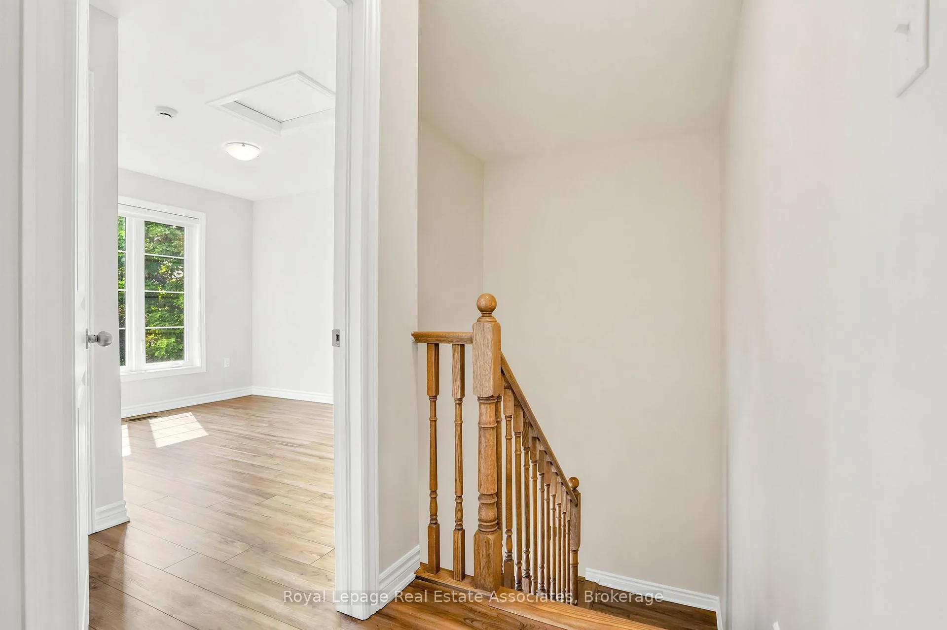 Photo 15 of Unit 24, 383 Dundas Street E, Hamilton, Waterdown — HOMEH