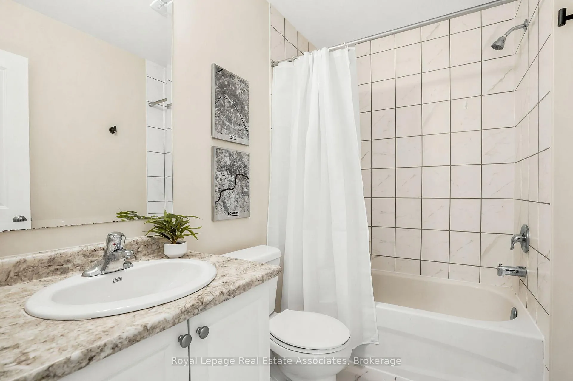 Photo 23 of Unit 24, 383 Dundas Street E, Hamilton, Waterdown — HOMEH