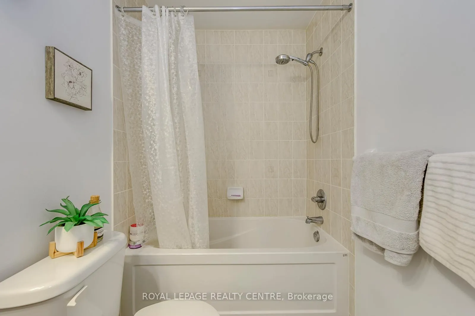 Photo 33 of 519 Cavanagh Lane, Milton, Willmott — HOMEH