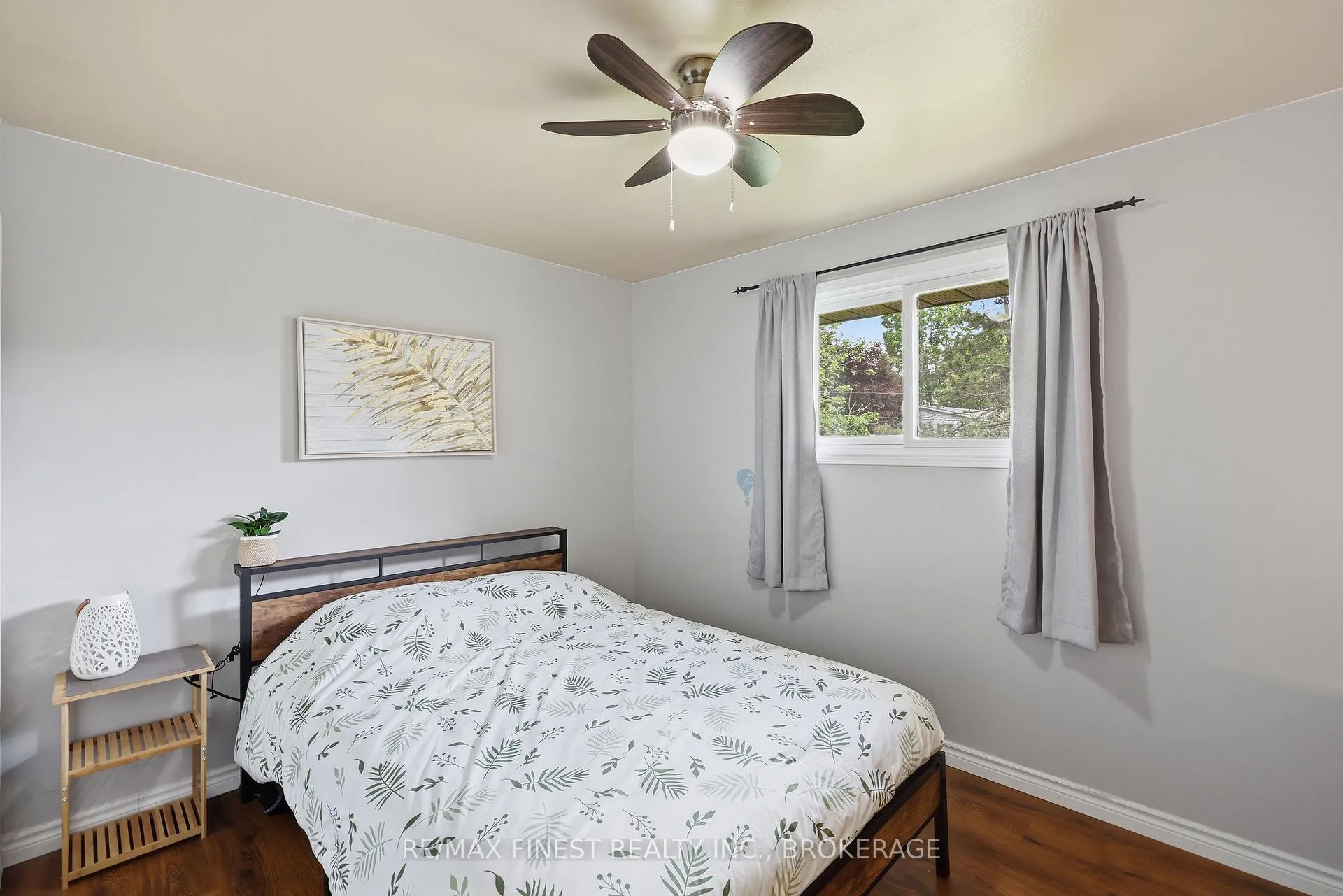 Photo 20 of 38 Kildare Avenue, Loyalist, Amherstview — HOMEH