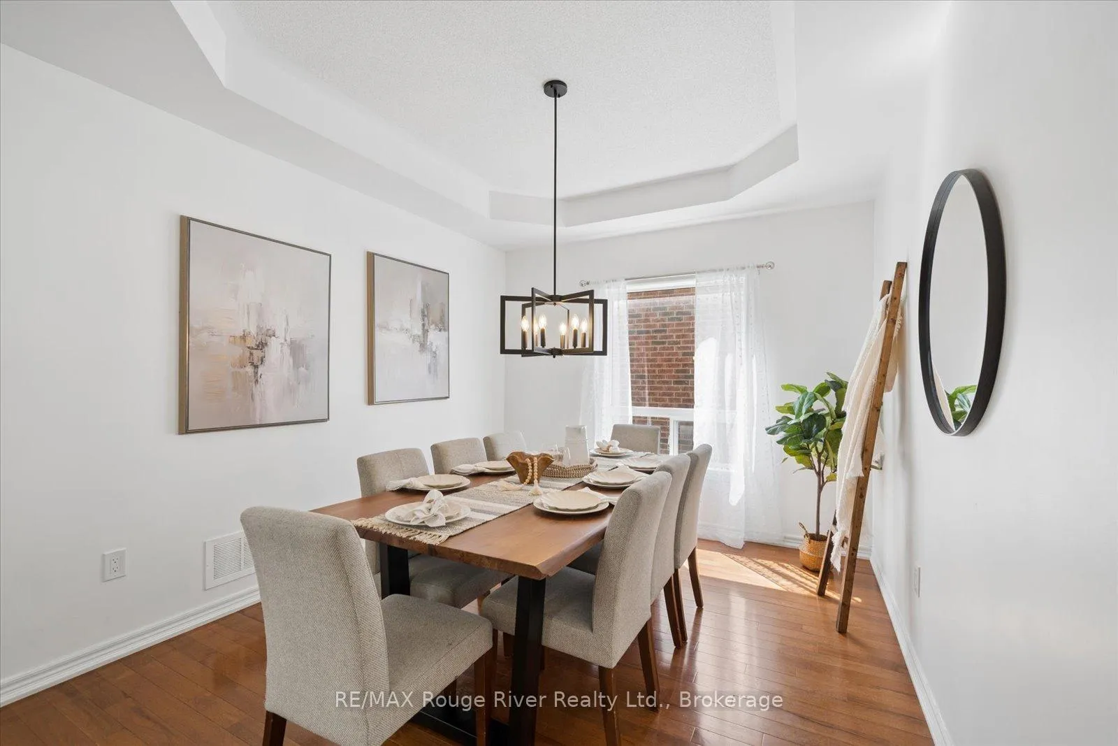 Photo 14 of 57 Bayberry Court, Whitby, Brooklin — HOMEH