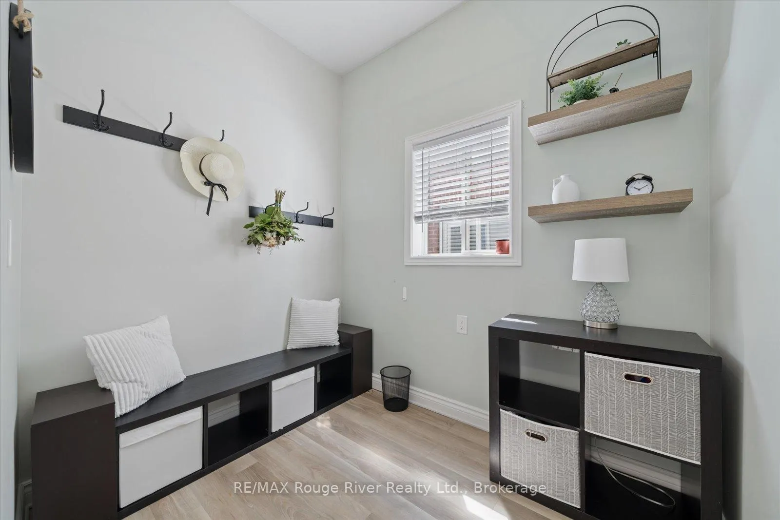 Photo 28 of 57 Bayberry Court, Whitby, Brooklin — HOMEH