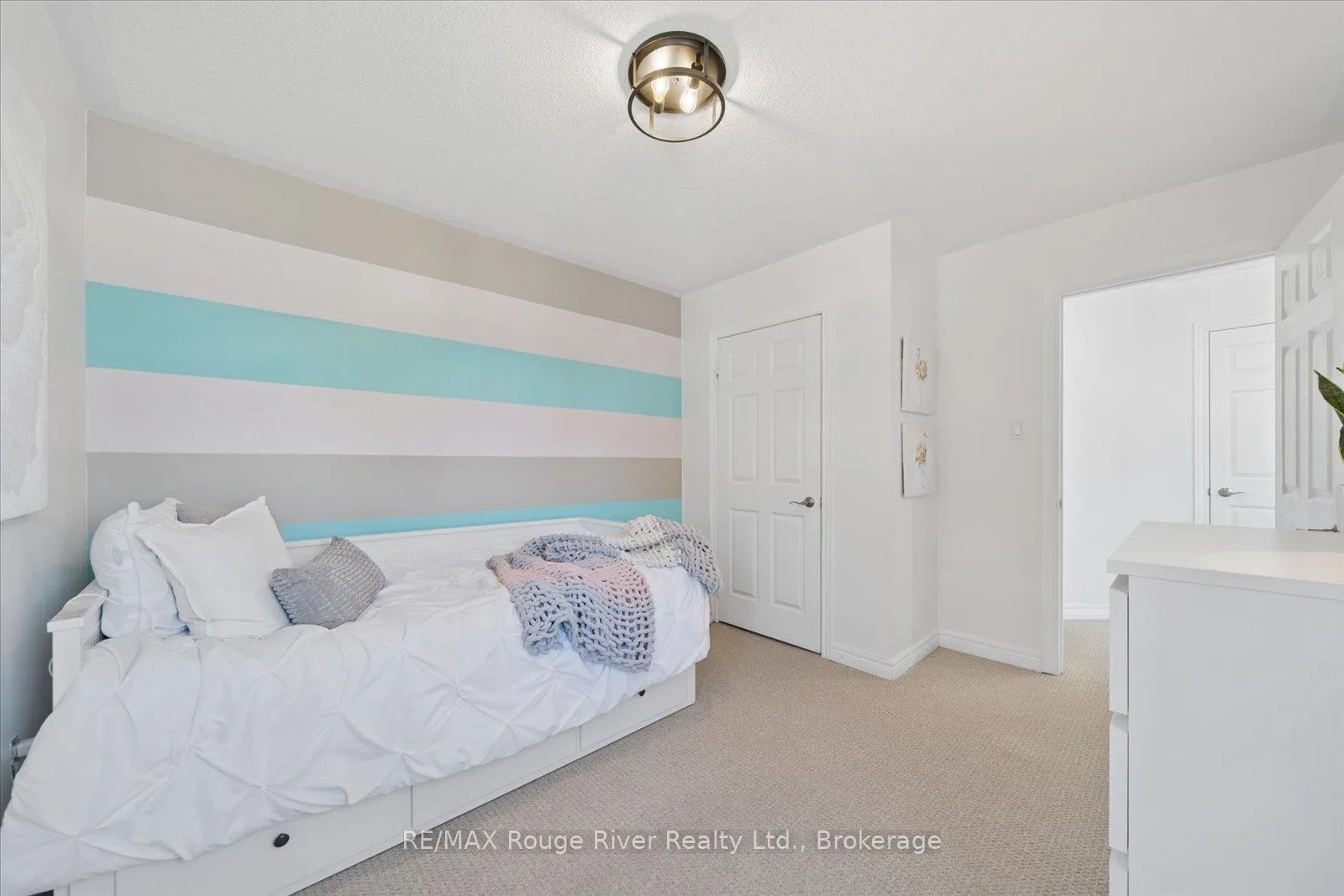 Photo 40 of 57 Bayberry Court, Whitby, Brooklin — HOMEH