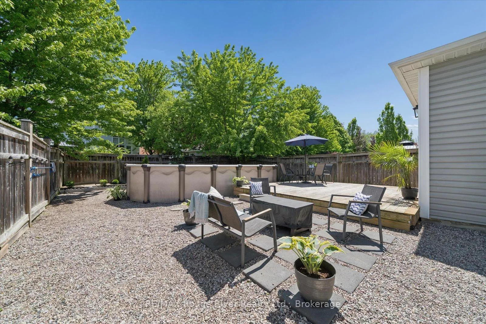 Photo 49 of 57 Bayberry Court, Whitby, Brooklin — HOMEH