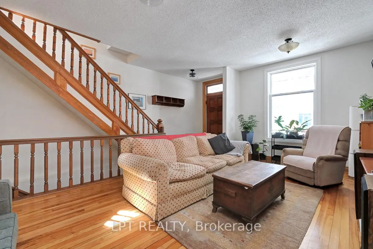 Photo 6 of 88 Norman Street, Ottawa, West Centre Town — HOMEH