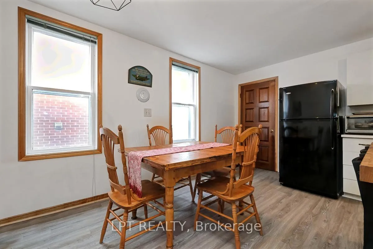 Photo 10 of 88 Norman Street, Ottawa, West Centre Town — HOMEH
