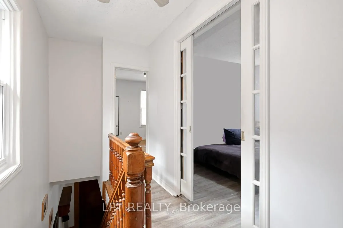 Photo 17 of 88 Norman Street, Ottawa, West Centre Town — HOMEH