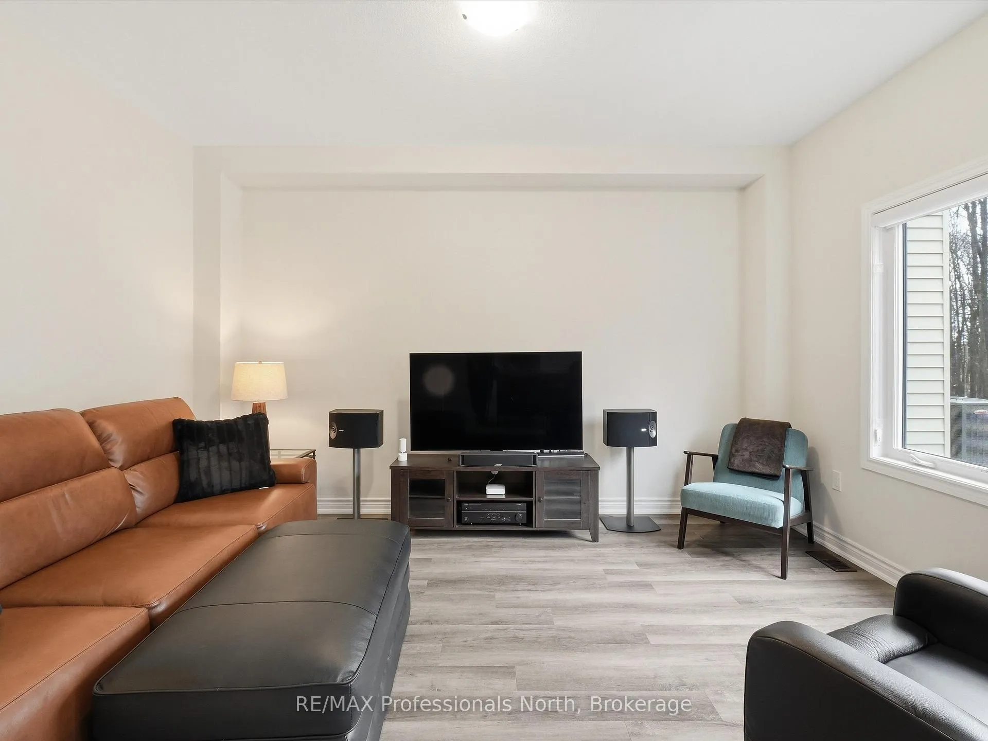 Photo 4 of 385 Beechwood Forest Lane, Gravenhurst, Muskoka (S) — HOMEH