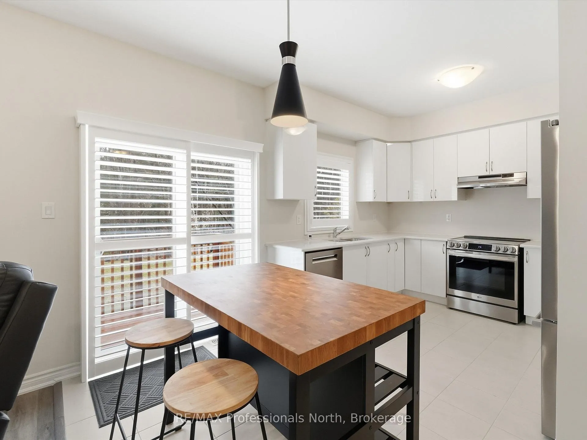 Photo 9 of 385 Beechwood Forest Lane, Gravenhurst, Muskoka (S) — HOMEH