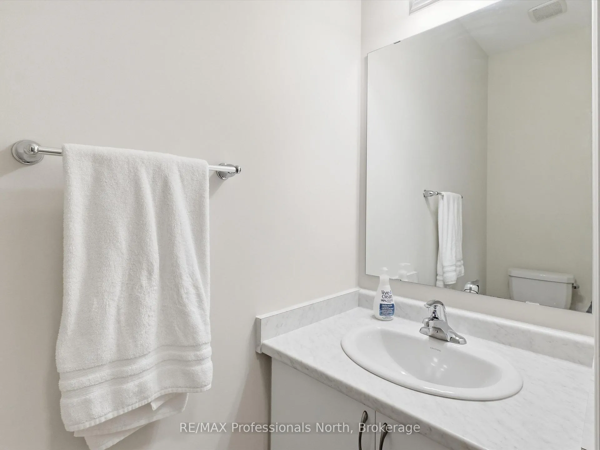 Photo 19 of 385 Beechwood Forest Lane, Gravenhurst, Muskoka (S) — HOMEH