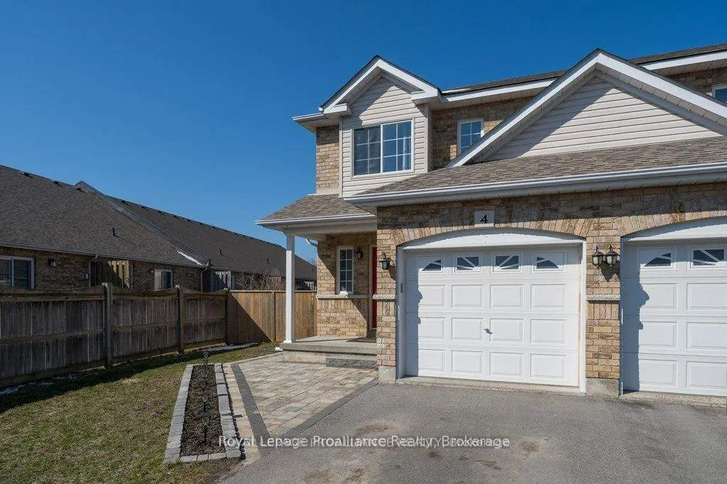 Photo 2 of 4 Ava Court, Belleville, Belleville Ward — HOMEH