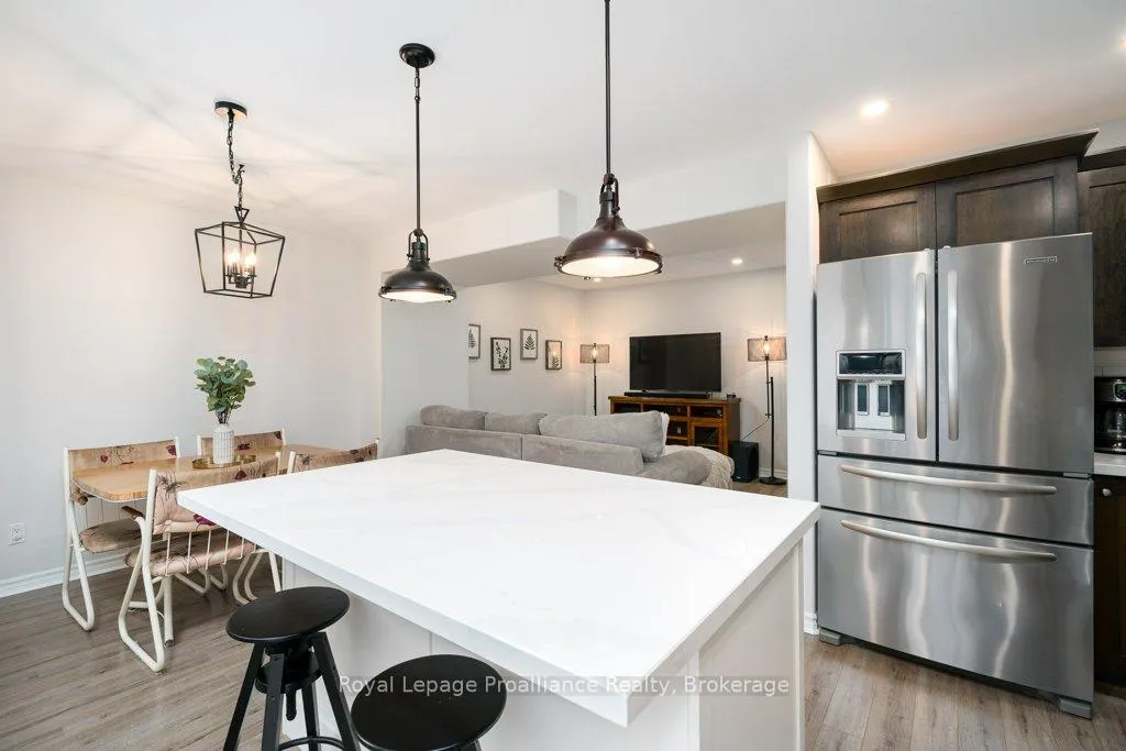 Photo 12 of 4 Ava Court, Belleville, Belleville Ward — HOMEH