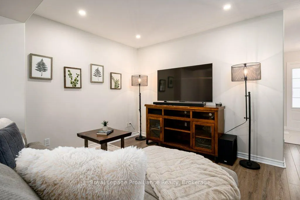 Photo 14 of 4 Ava Court, Belleville, Belleville Ward — HOMEH
