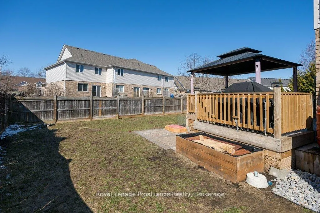 Photo 39 of 4 Ava Court, Belleville, Belleville Ward — HOMEH
