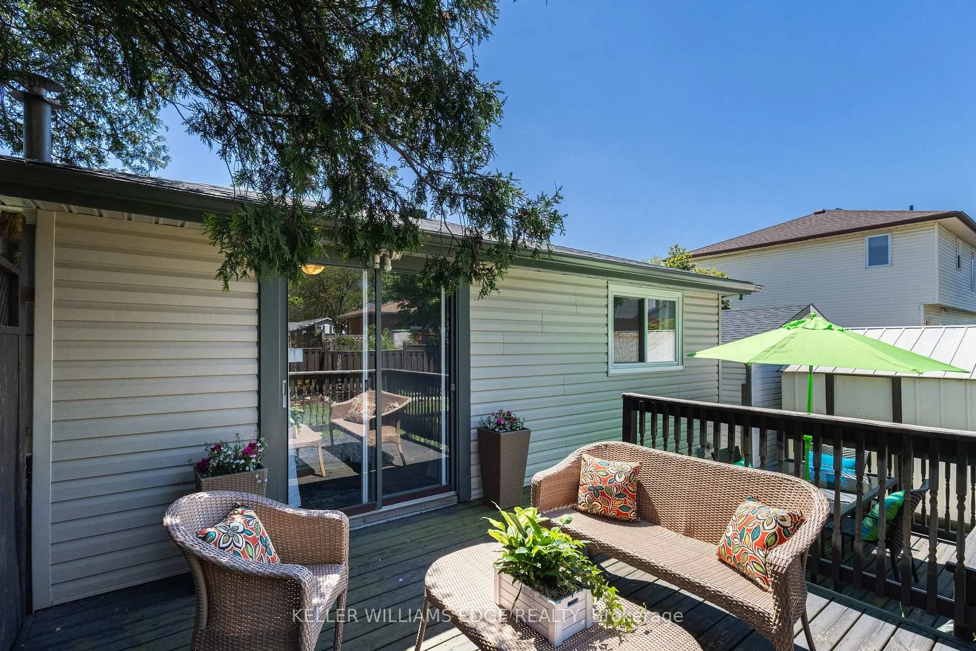 Photo 18 of 181 Bellingham Drive, Hamilton, Lawfield — HOMEH