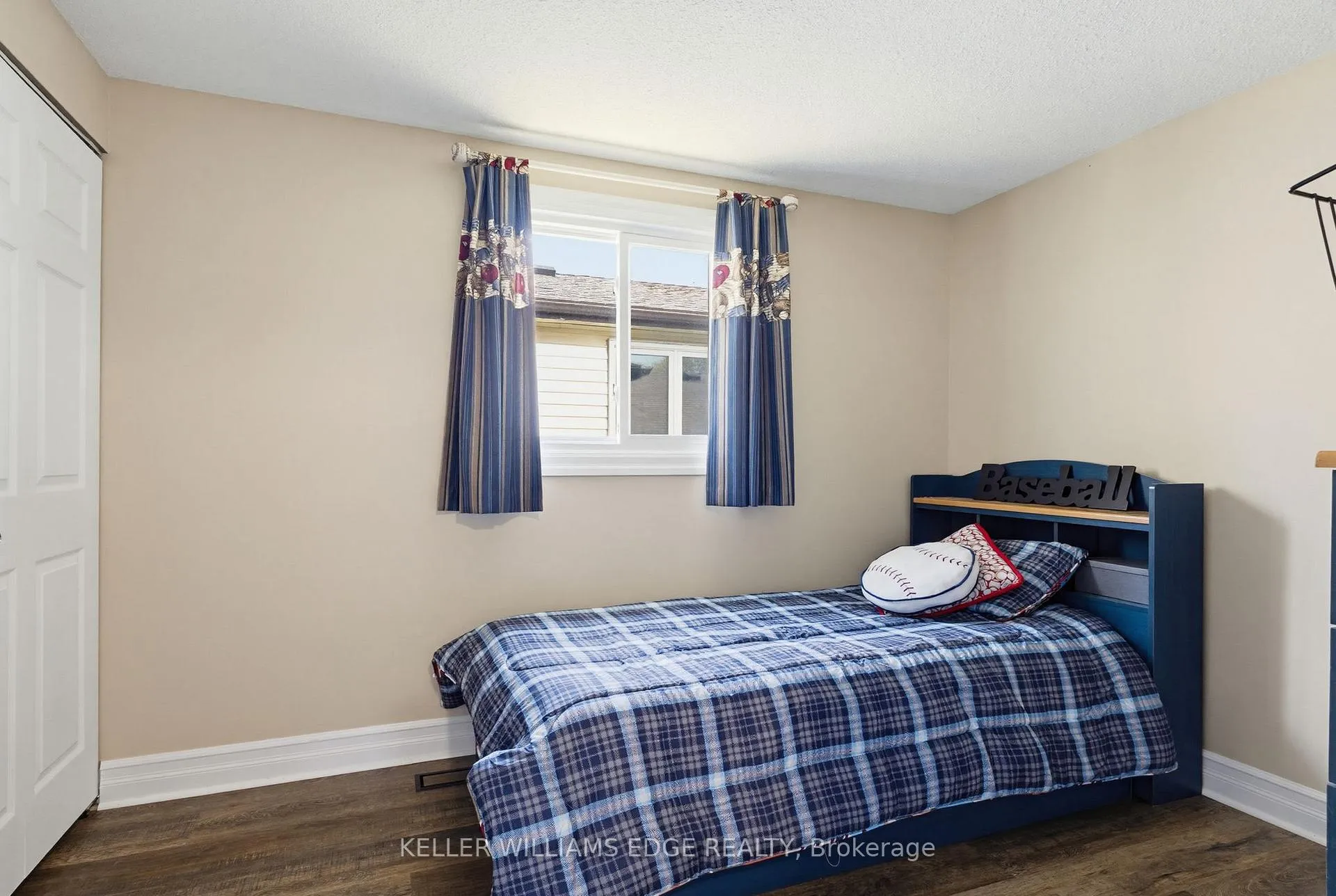 Photo 21 of 181 Bellingham Drive, Hamilton, Lawfield — HOMEH