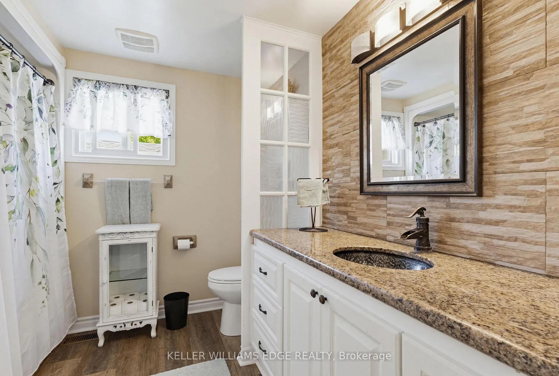 Photo 22 of 181 Bellingham Drive, Hamilton, Lawfield — HOMEH