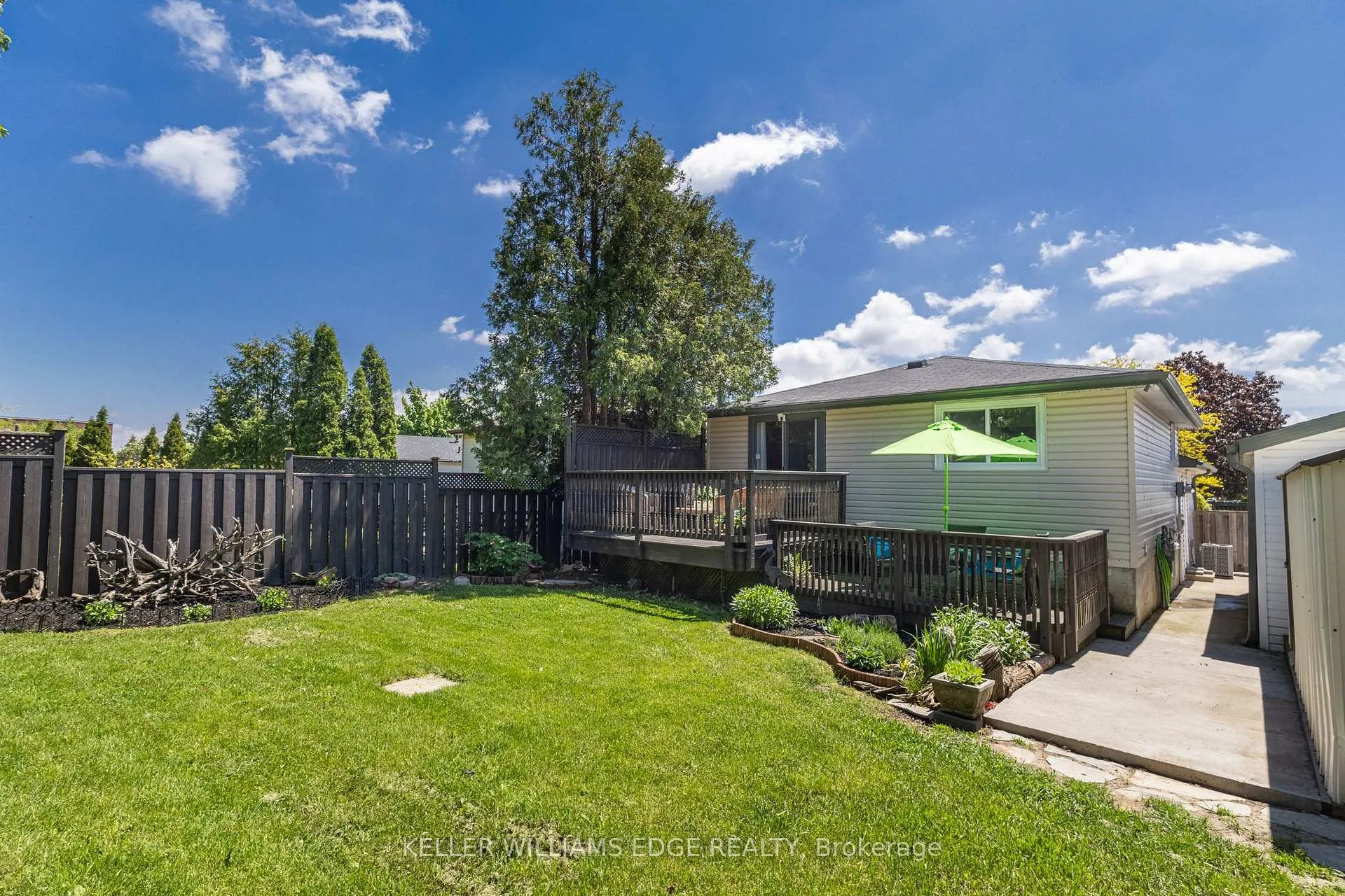 Photo 27 of 181 Bellingham Drive, Hamilton, Lawfield — HOMEH