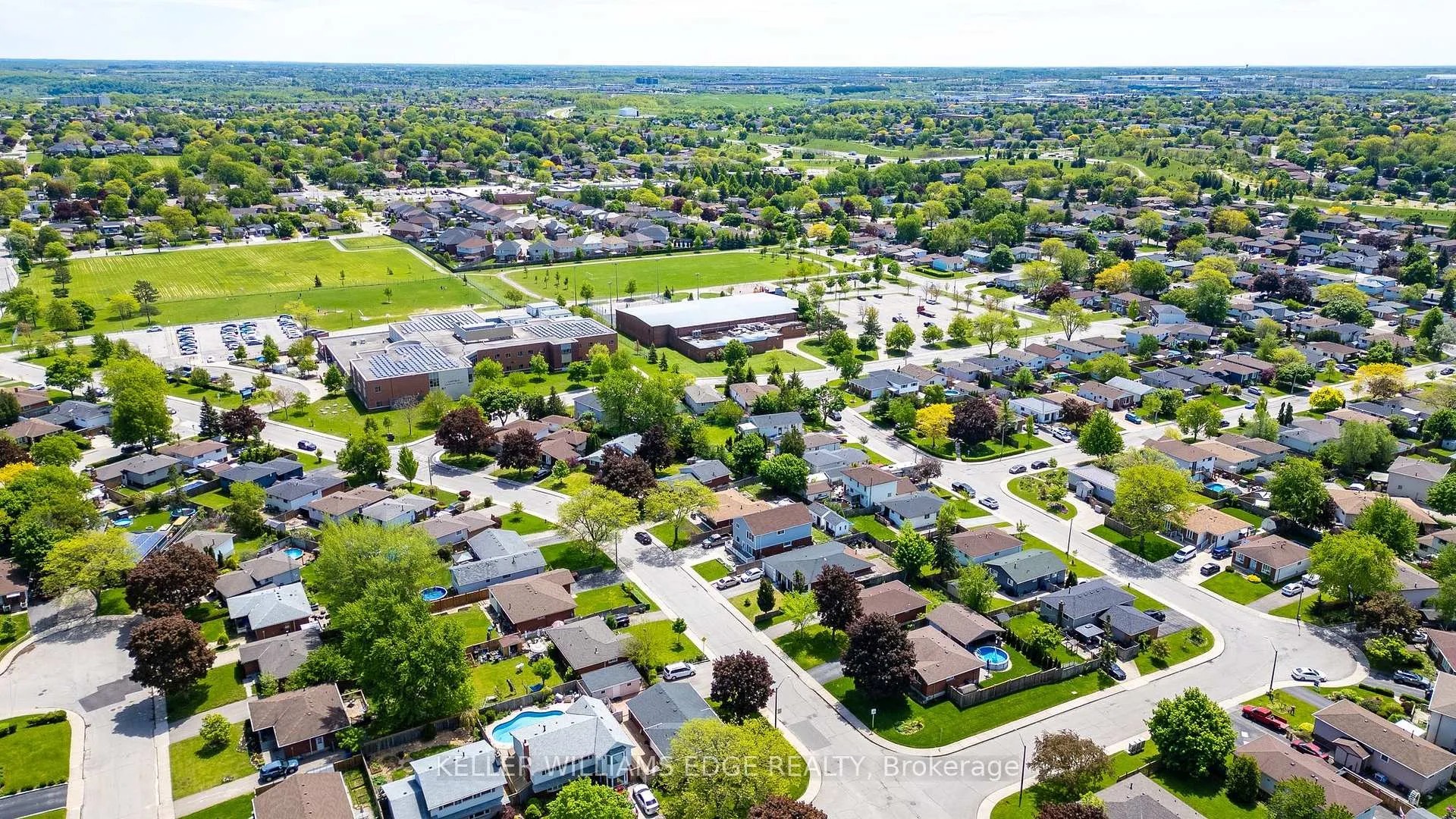 Photo 36 of 181 Bellingham Drive, Hamilton, Lawfield — HOMEH