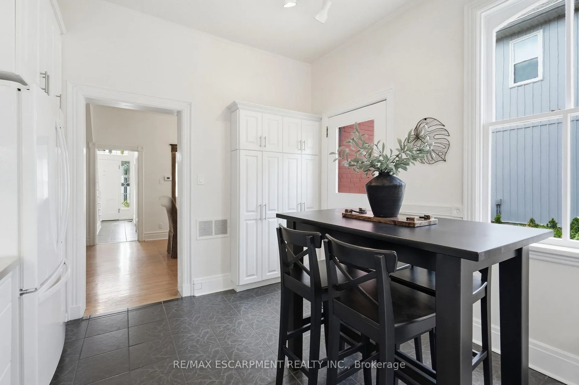 Photo 16 of 314 Hess Street S, Hamilton, Durand — HOMEH