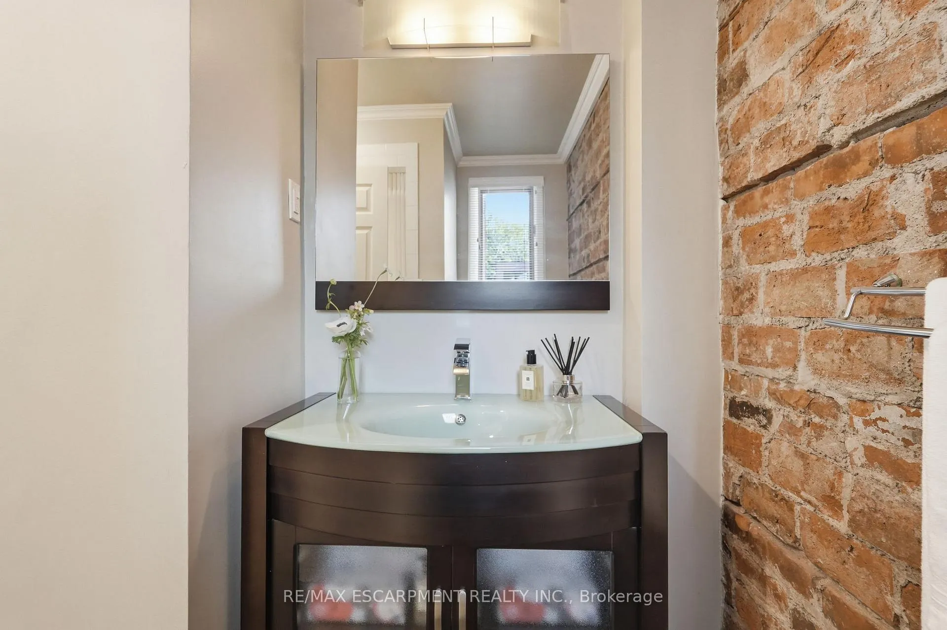 Photo 24 of 314 Hess Street S, Hamilton, Durand — HOMEH
