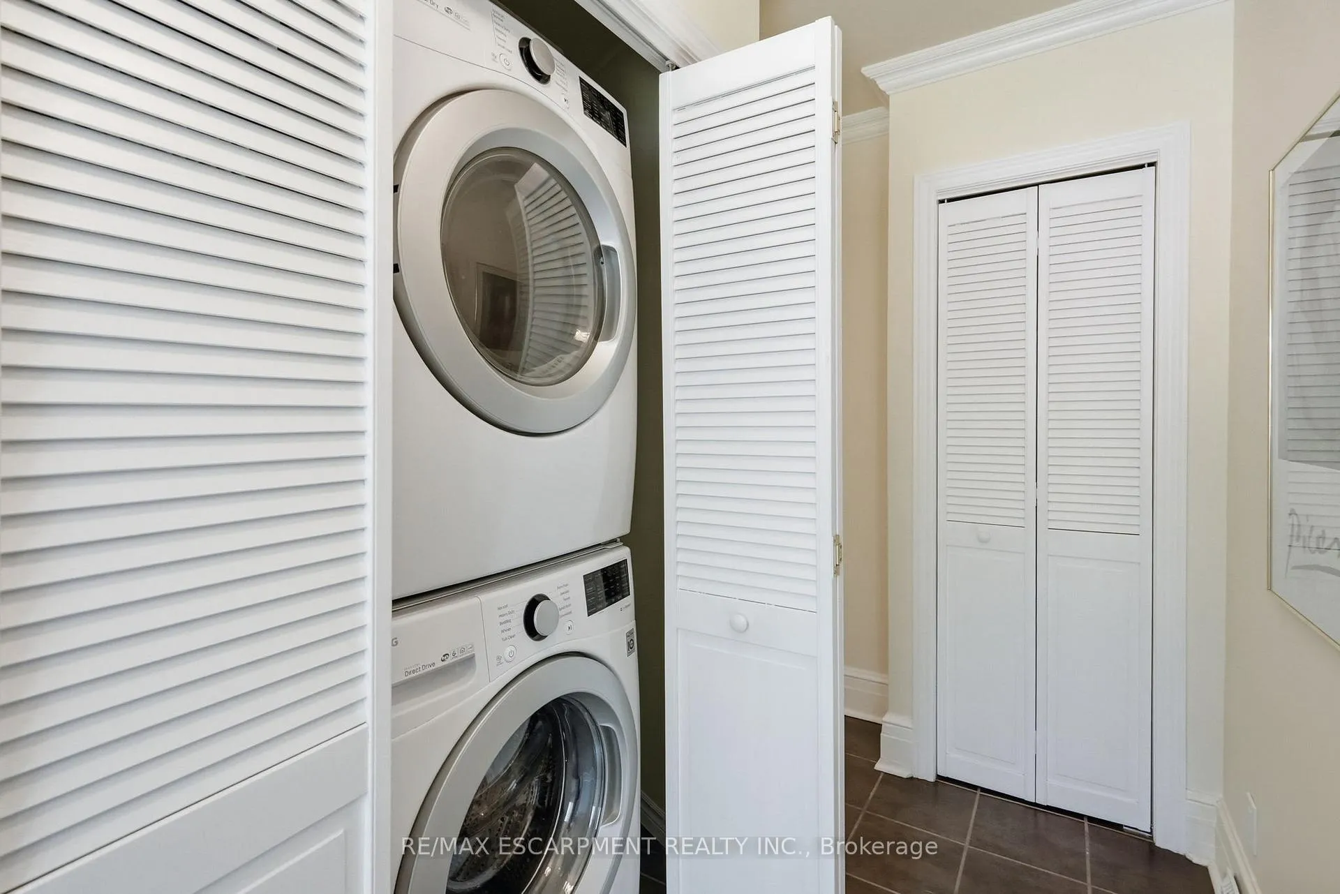 Photo 29 of 314 Hess Street S, Hamilton, Durand — HOMEH