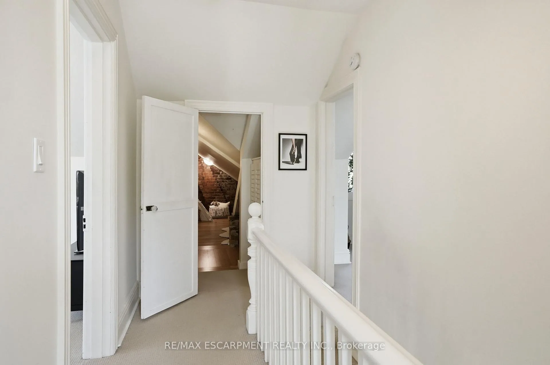 Photo 31 of 314 Hess Street S, Hamilton, Durand — HOMEH