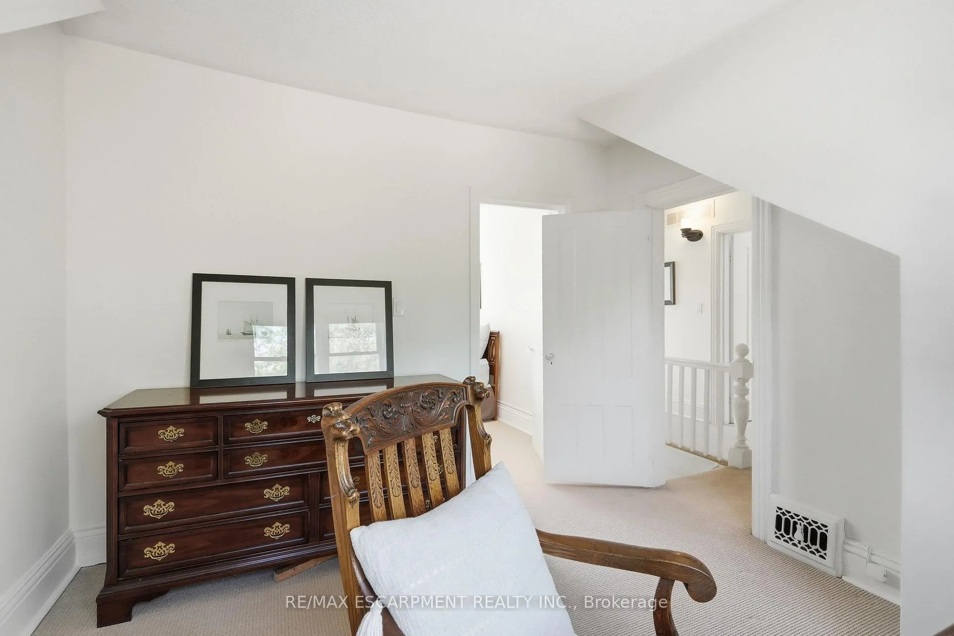 Photo 42 of 314 Hess Street S, Hamilton, Durand — HOMEH